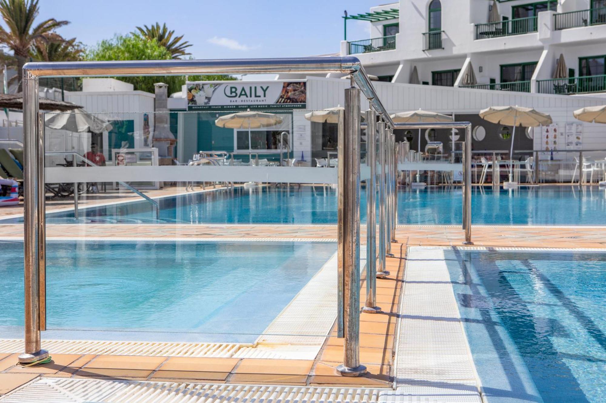 Club Del Carmen Apart otel Puerto del Carmen  Dış mekan fotoğraf